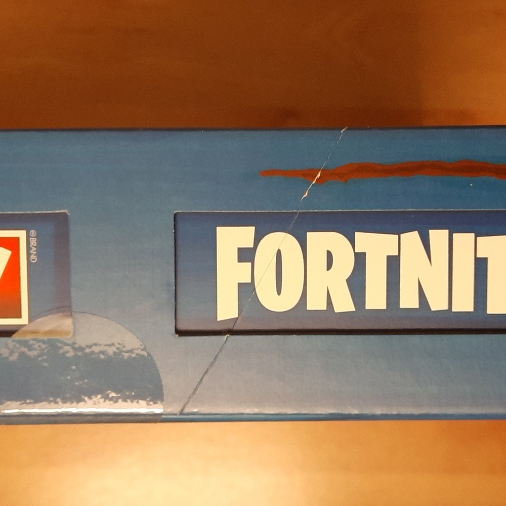 NIB, Monopoly: Fortnite Collector's Edition Board Game - Picture 15 of 16